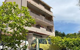 Attractive High Quality Friendly Apartment